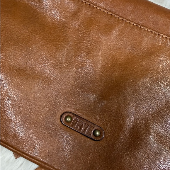 Brown Fringe Leather Crossbody Bag - Picture 3 of 9